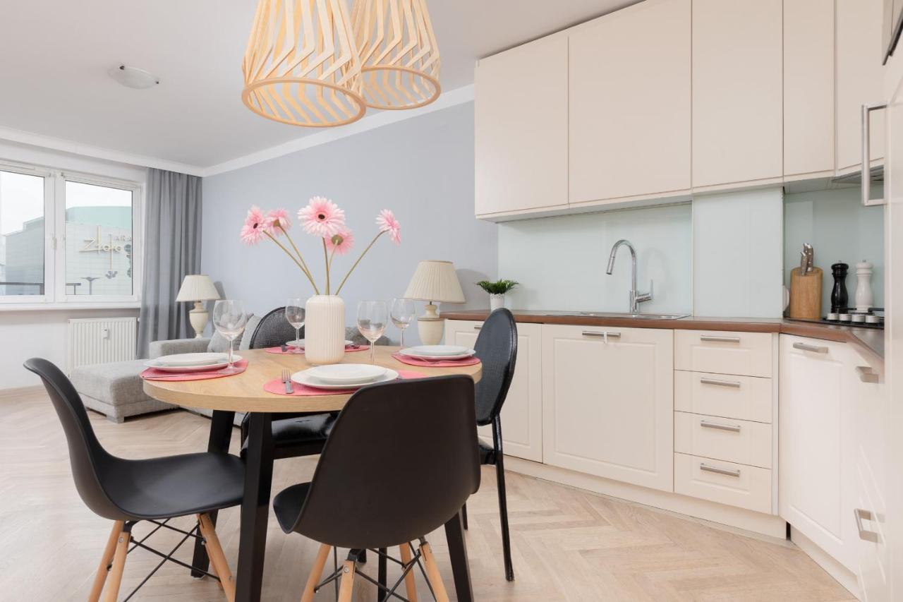 Zlota Apartment Center Of Warsaw By Noclegi Renters Eksteriør billede
