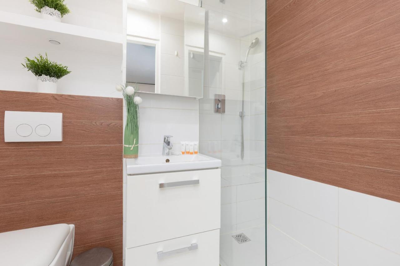 Zlota Apartment Center Of Warsaw By Noclegi Renters Eksteriør billede